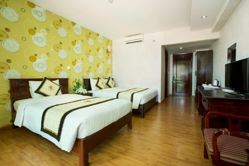 Deluxe River View - Khách Sạn Midtown Huế