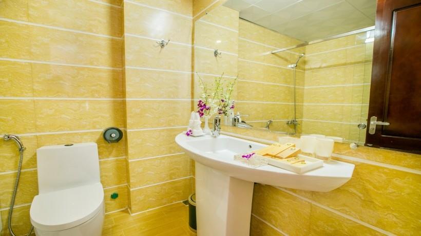 Deluxe River View - Khách Sạn Midtown Huế