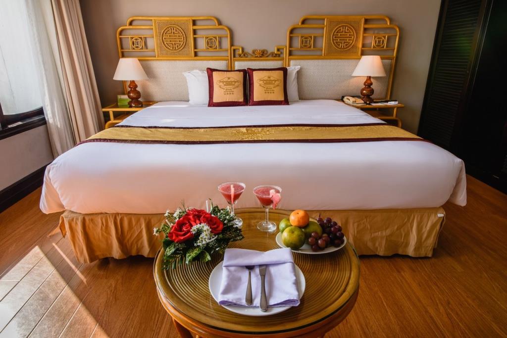 Deluxe River View - Hương Giang Resort & Spa