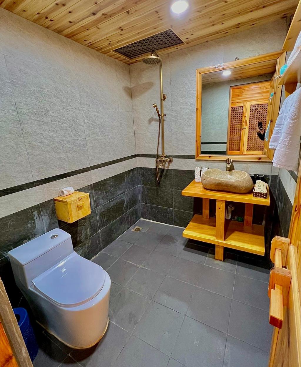 Deluxe Double Pool Side - Laxsik Ecolodge