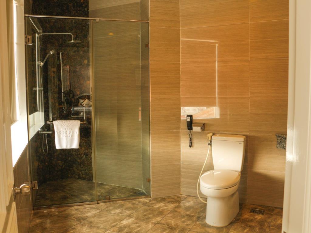 Standard Double/Twin - Khách Sạn Ngọc Phát