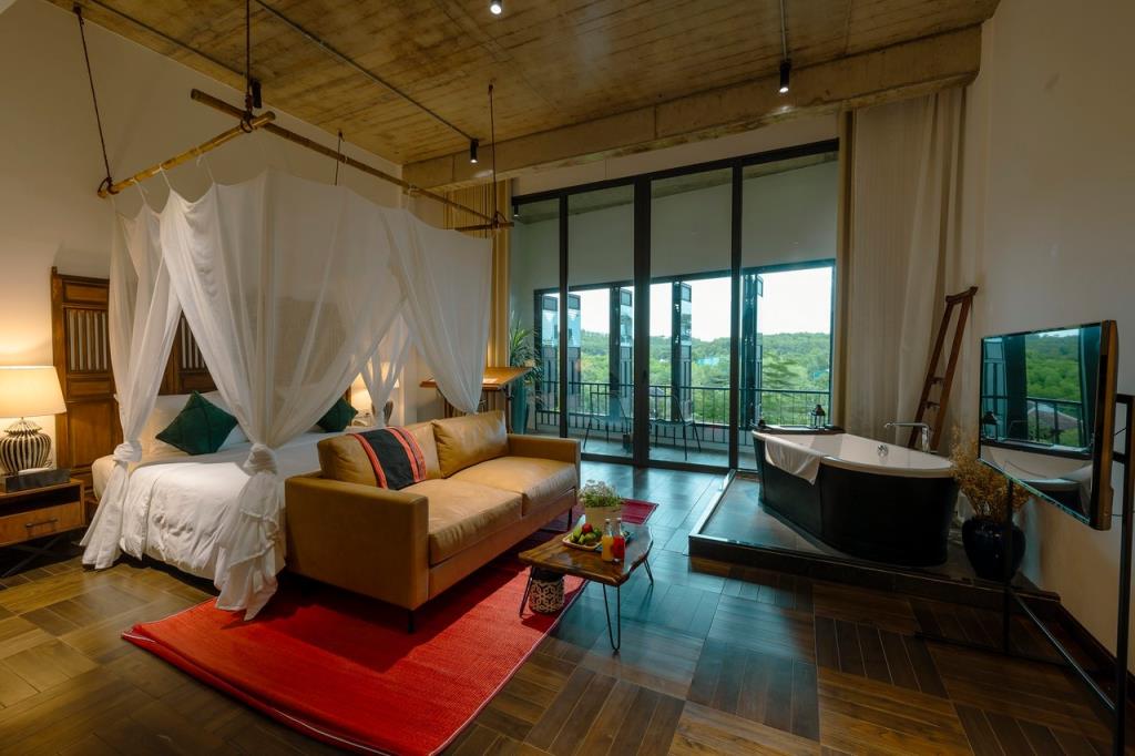 Superior Suite - Khách sạn aNhill Boutique Huế