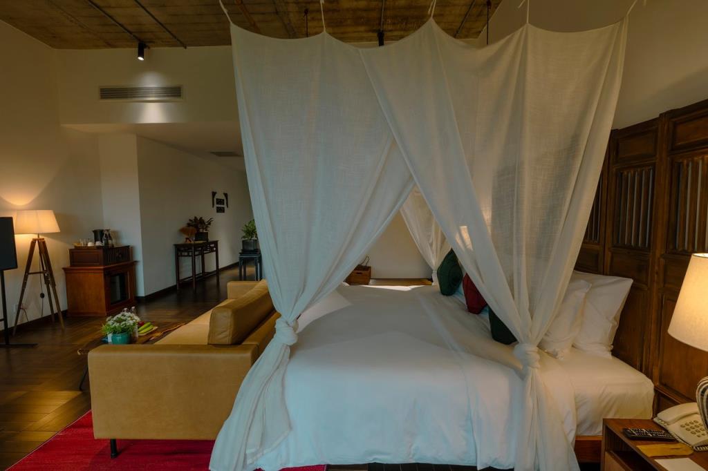 Superior Suite - Khách sạn aNhill Boutique Huế