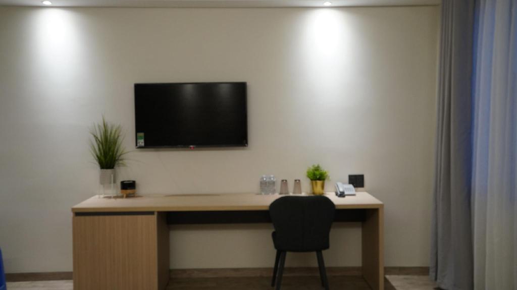 Standard - Khách sạn The Luxe Đà Lạt