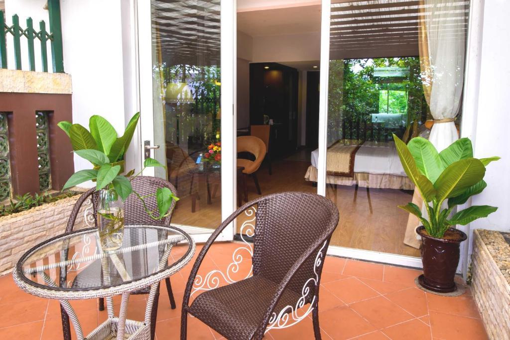 Deluxe City View - Khách Sạn Mondial Huế