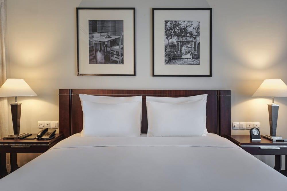 Superior Standard - Azerai La Residence Huế