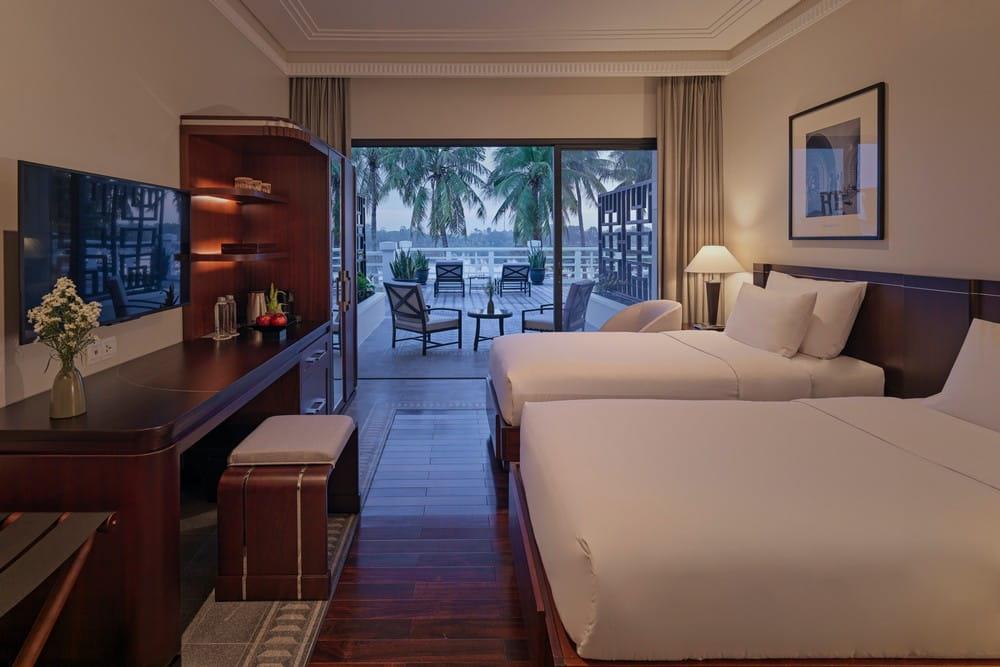 Superior River View - Azerai La Residence Huế