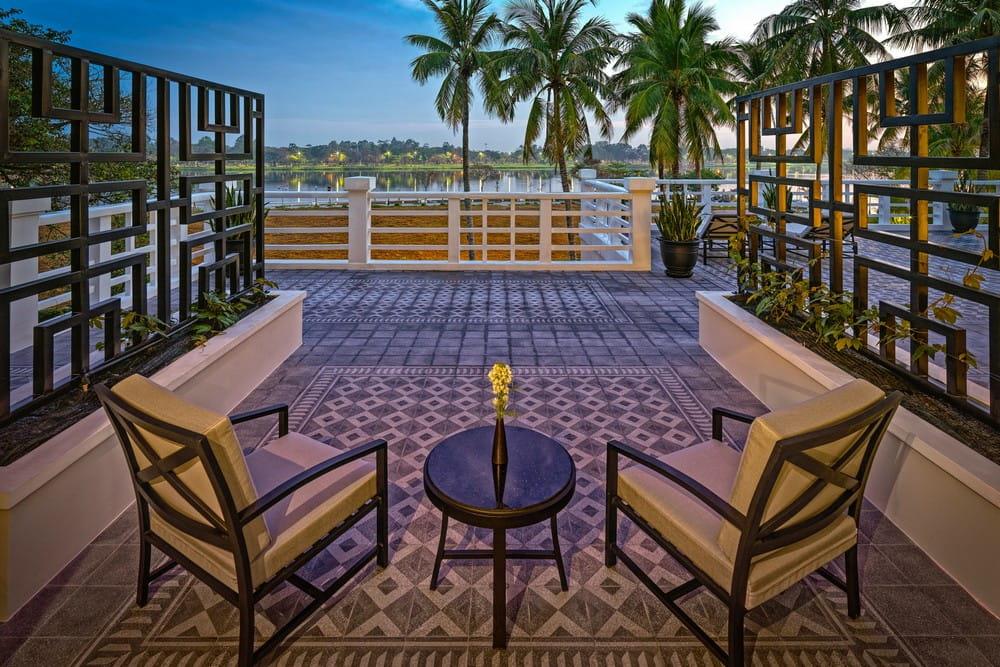 Superior River View - Azerai La Residence Huế