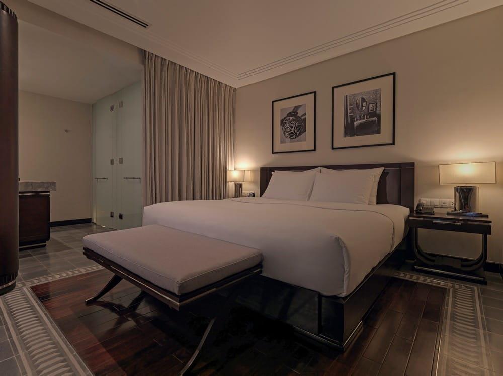 Deluxe - Azerai La Residence Huế