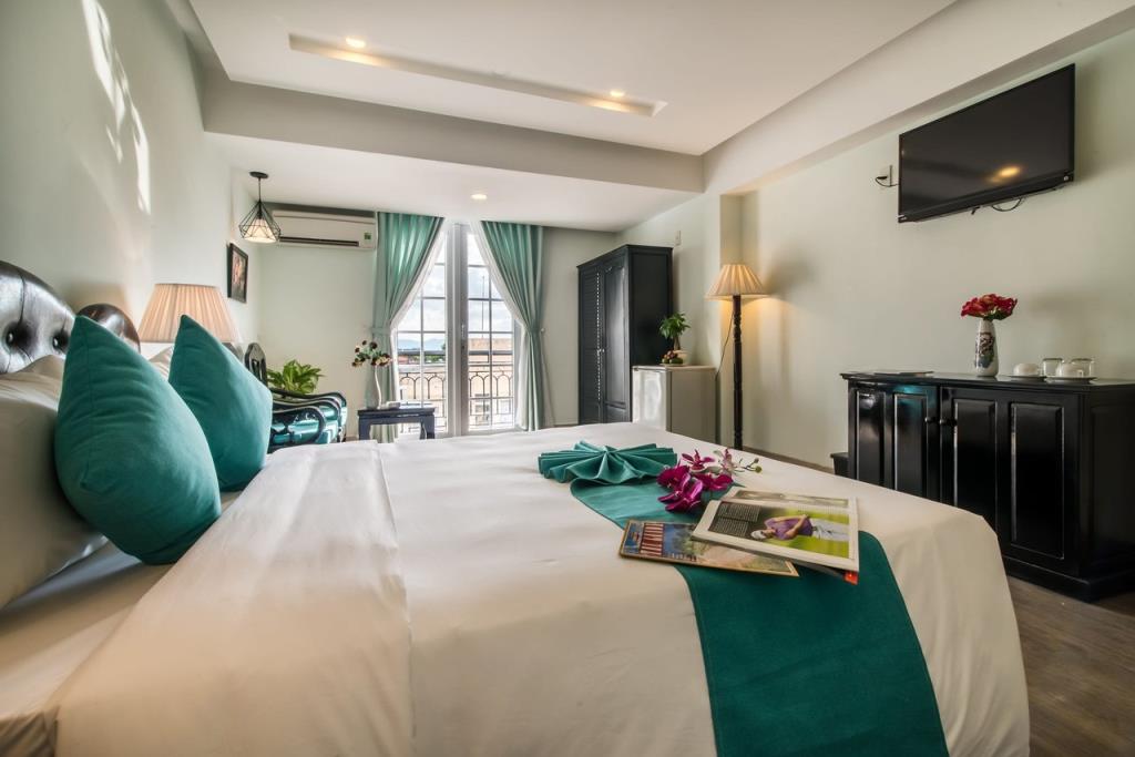 Standard Double Room City View - Khách Sạn The Sun River Boutique Huế