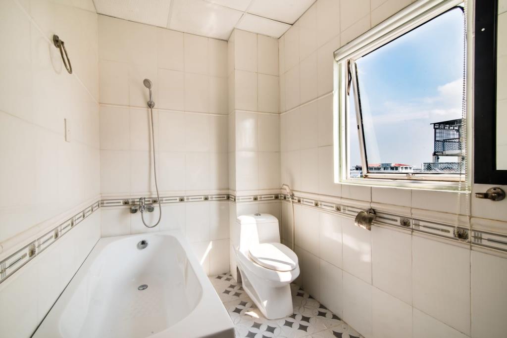Family Room City View - Khách Sạn The Sun River Boutique Huế
