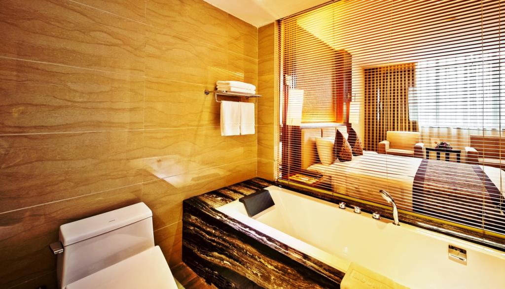 Phòng Premium Deluxe 1 Giường Lớn Hướng Biển - Khách Sạn Mường Thanh Luxury Quảng Ninh
