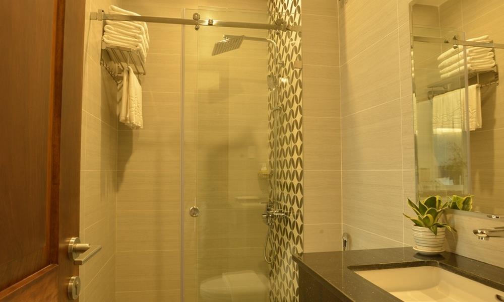 Premium Deluxe Triple - Khách sạn Minh Chiến