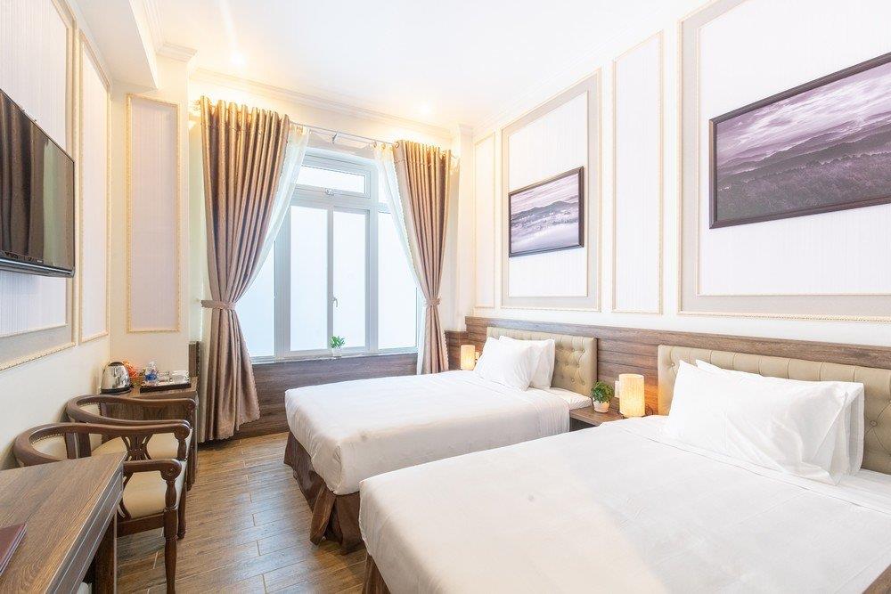 Deluxe Twin City view - Khách Sạn New Life Đà Lạt