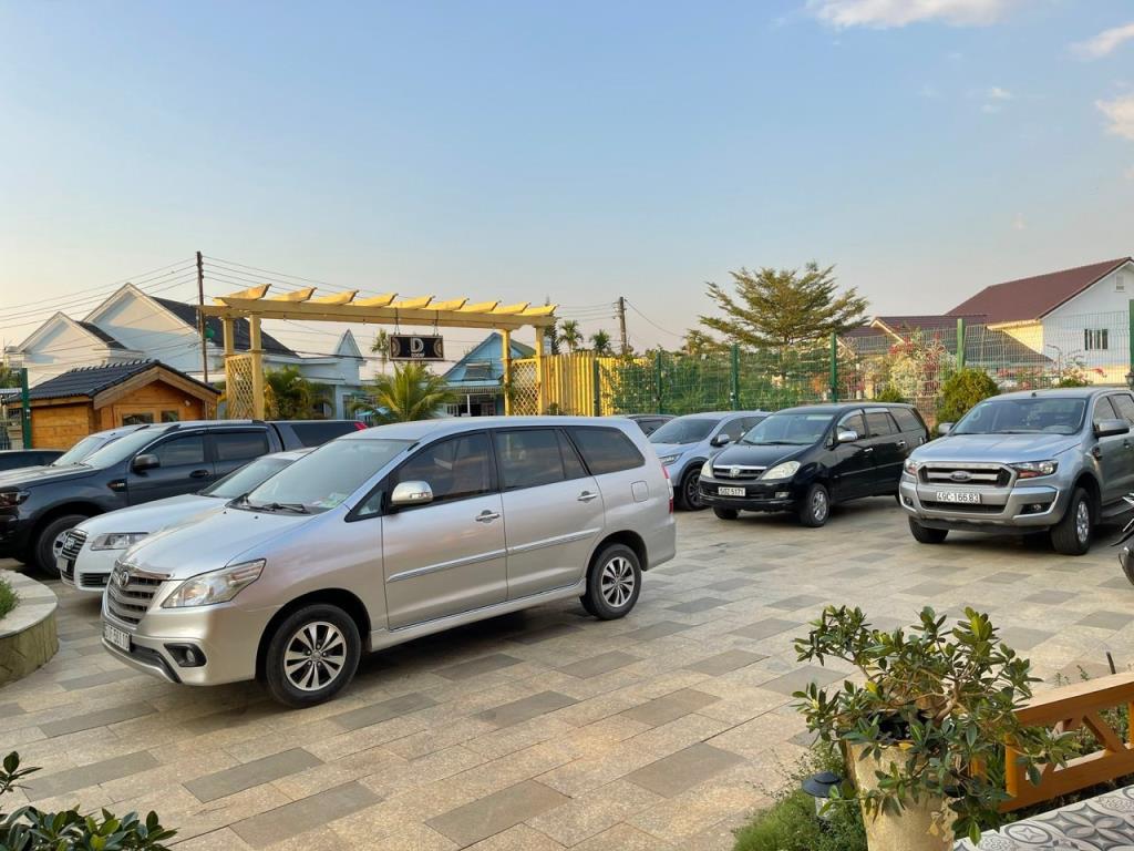 FAMILY VILLA - Đôi Dép Villa