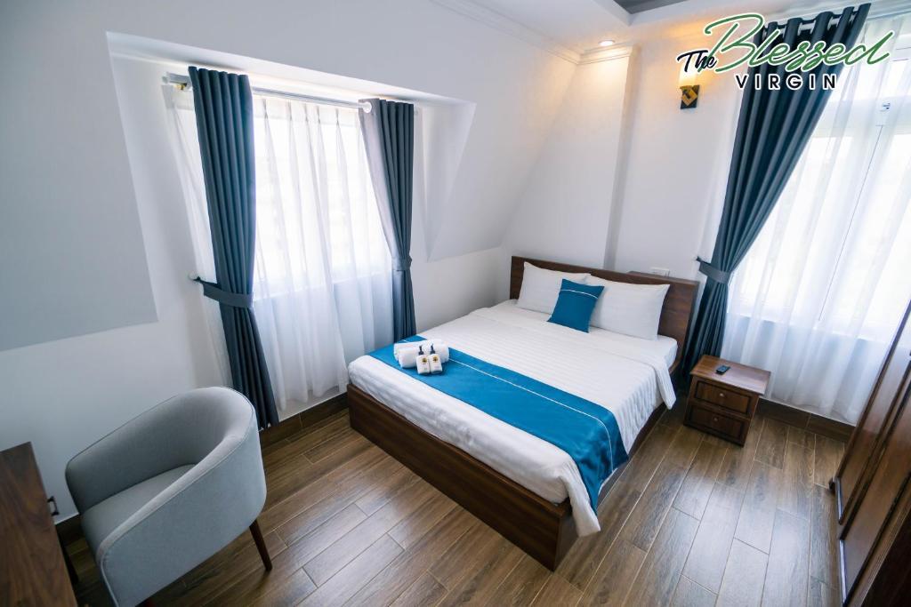 Deluxe King Garden View Room - Khách Sạn Hodota The Blessed Virgin