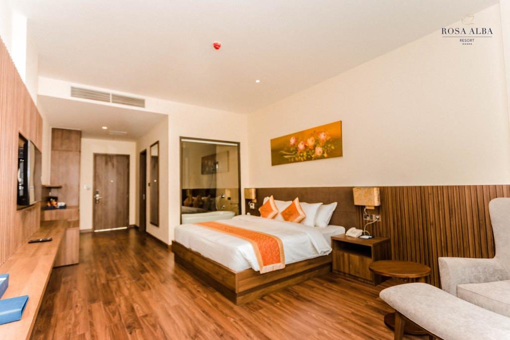 Phòng Premium Deluxe Double - Rosa Alba Resort & Villas Tuy Hoa