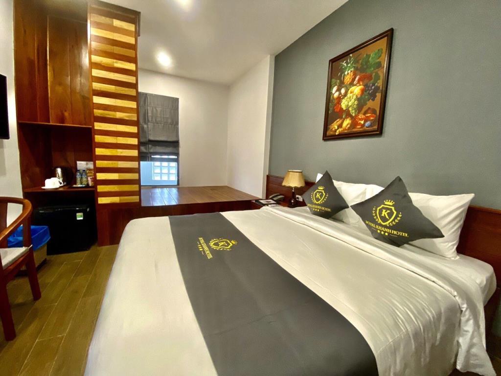 Phòng Executive Suite - Khách sạn Royal Khanh