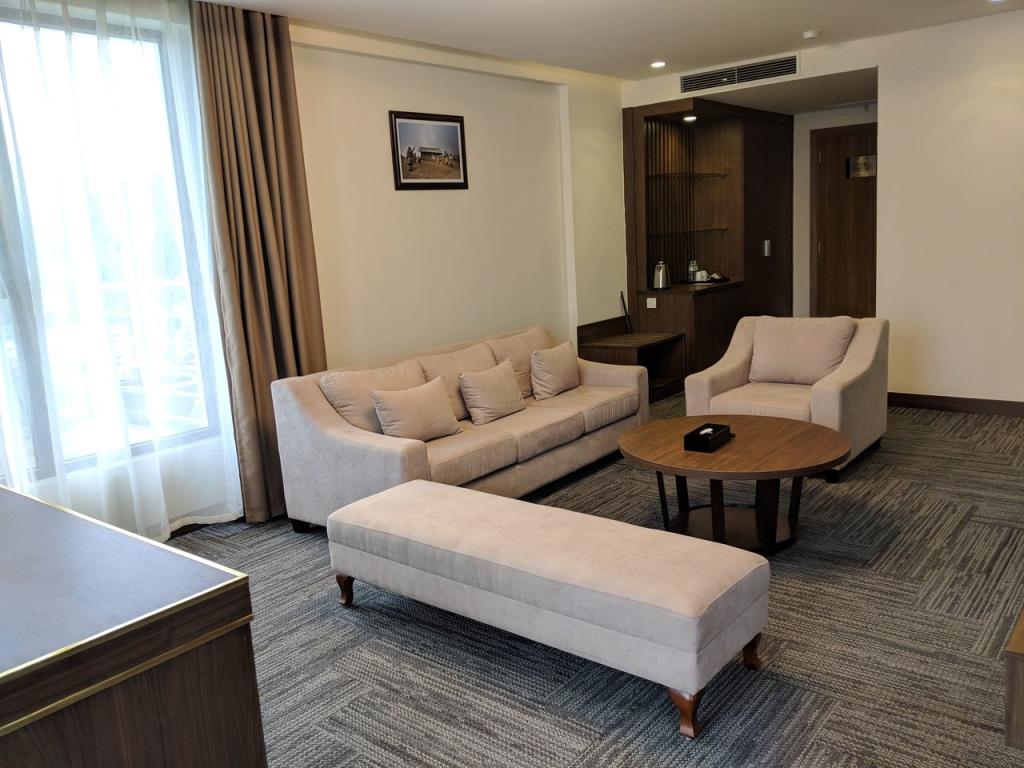 Phòng Executive Suite 1 Giường Lớn - Khách Sạn Mường Thanh Luxury Sơn La