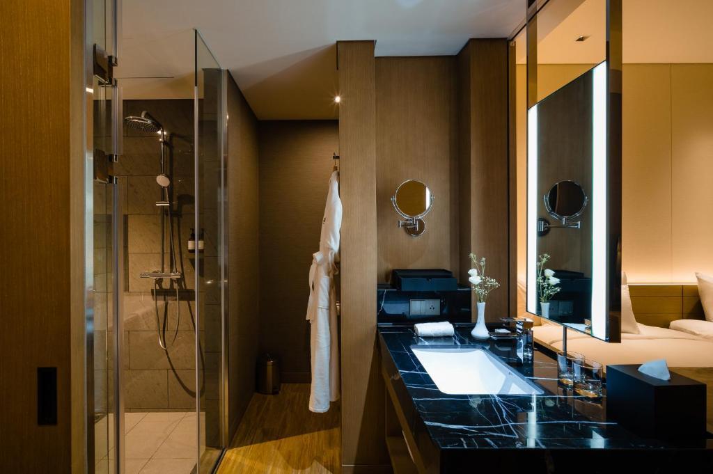 Deluxe Twin Room Double - Khách sạn Nikko Hải Phòng