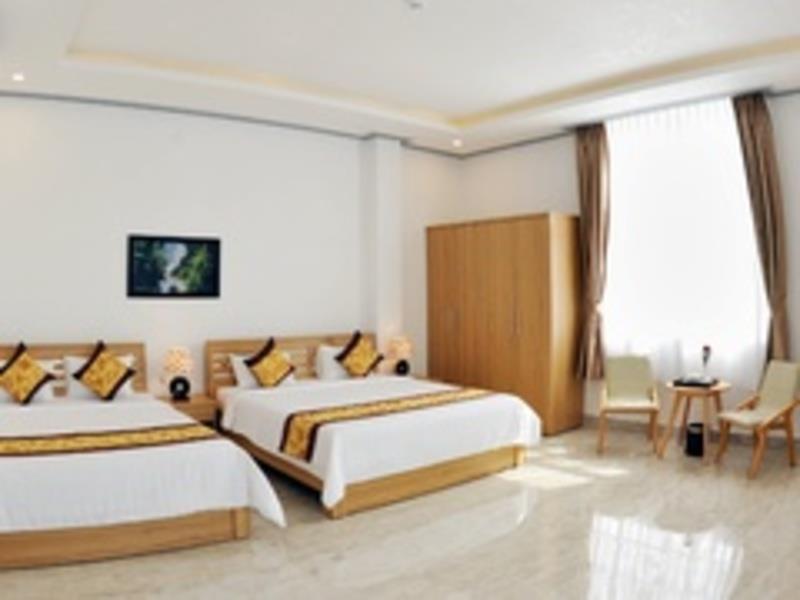 Suite Double Triple - Khách sạn Tâm Châu Luxury