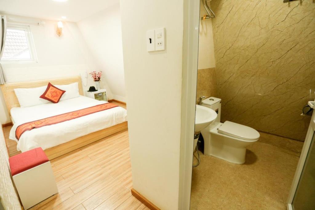 Phòng đơn tiêu chuẩn - Khách sạn Cỏ Hồng Đà Lạt