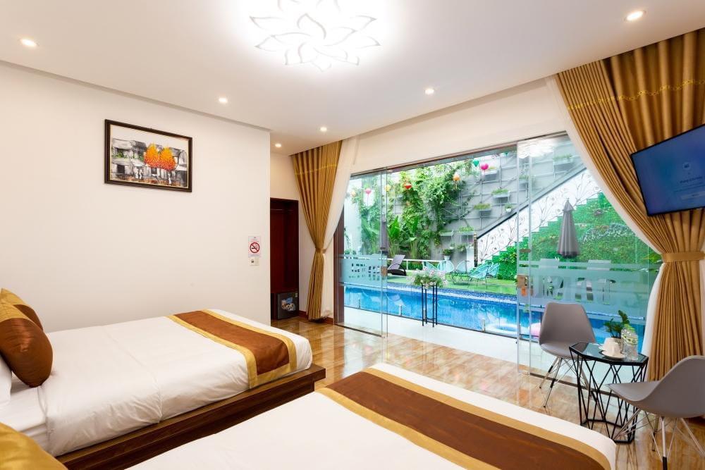 Phòng Superior 3 Khách Hướng Hồ Bơi - Khách Sạn Tam Cốc Sunshine