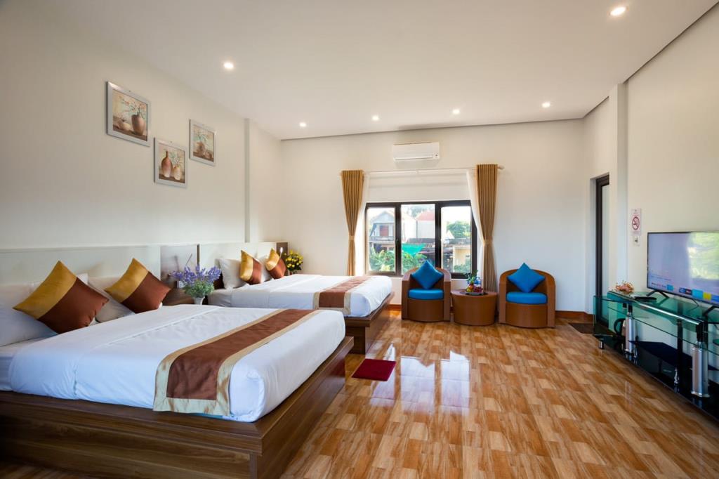 Phòng Superior 4 Khách Hướng Hồ Bơi - Khách Sạn Tam Cốc Sunshine
