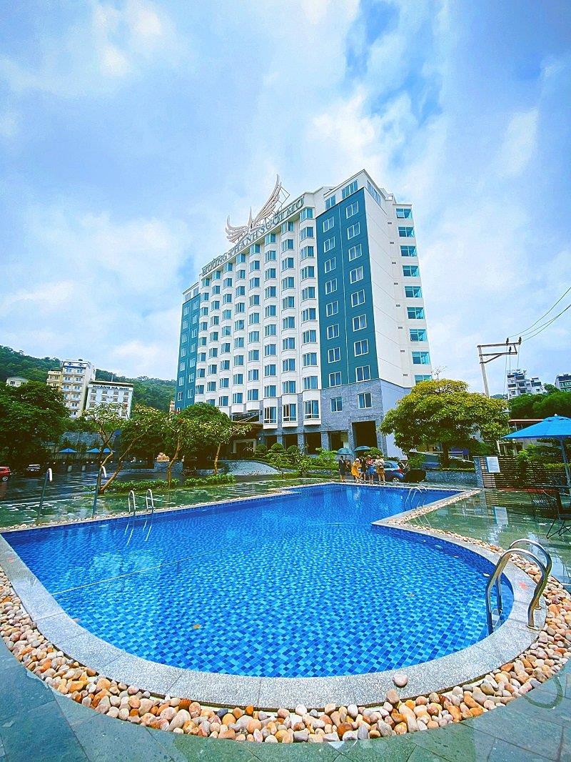 Executive Suite - Khách sạn Mường Thanh Holiday Suối Mơ