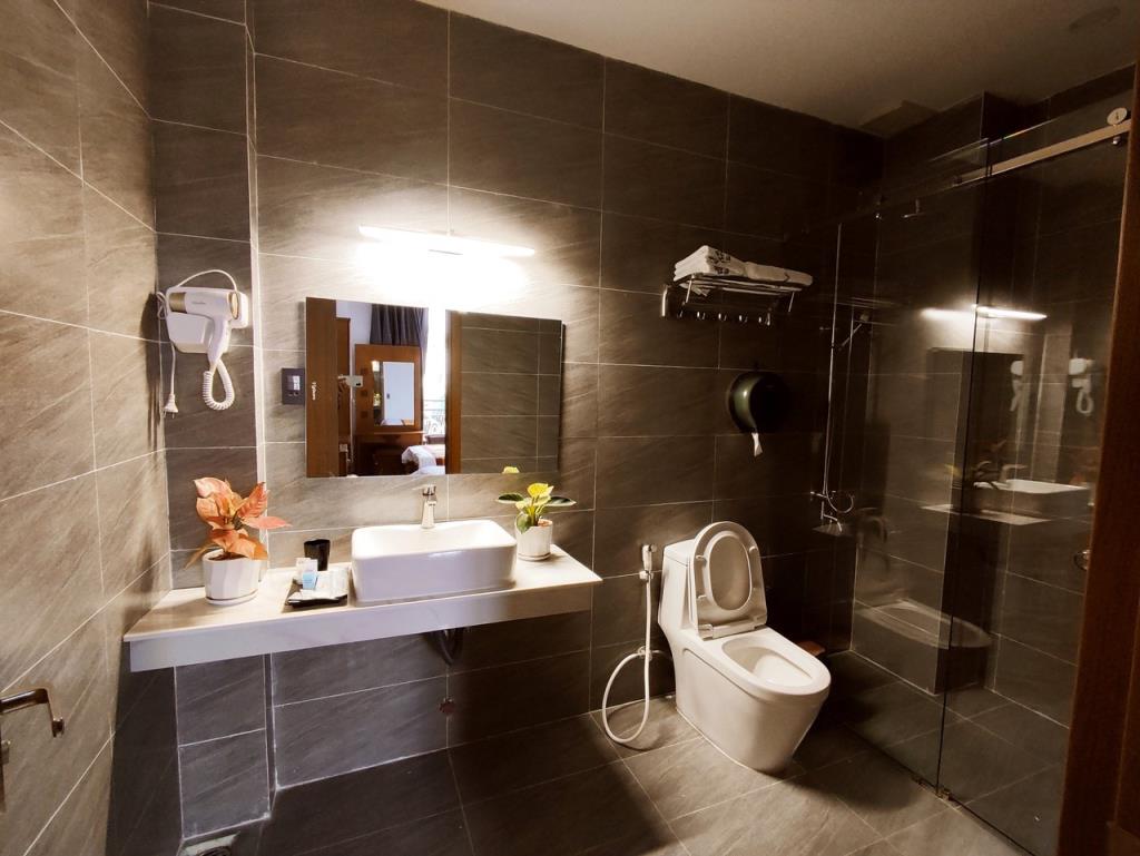 Standard Double Room - Khách Sạn Vương Gia Đà Lạt
