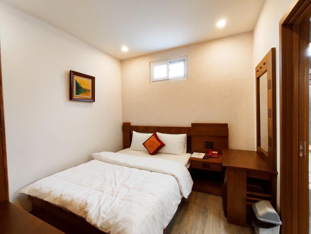 Standard Double Room - Khách Sạn Vương Gia Đà Lạt