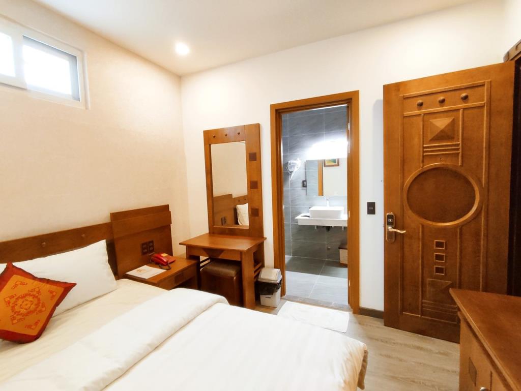 Standard Double Room - Khách Sạn Vương Gia Đà Lạt