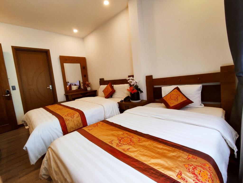 Deluxe Family Room - Khách Sạn Vương Gia Đà Lạt