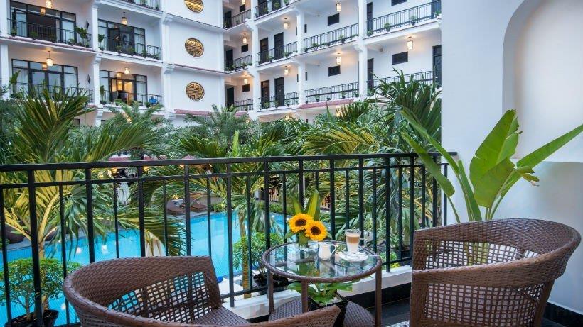 Senior Deluxe with Pool View - Khách Sạn Belle Maison Hadana Hội An