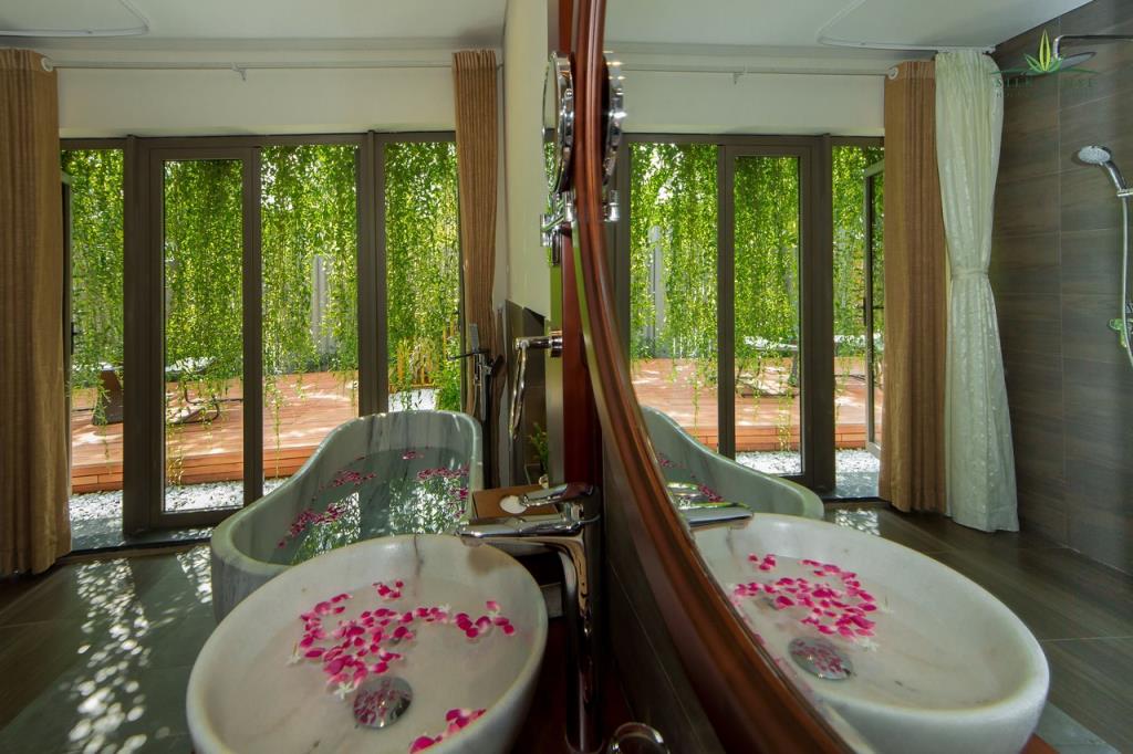 Villa 2 Bedrooms - Private Garden - Silk Sense Hội An River Resort