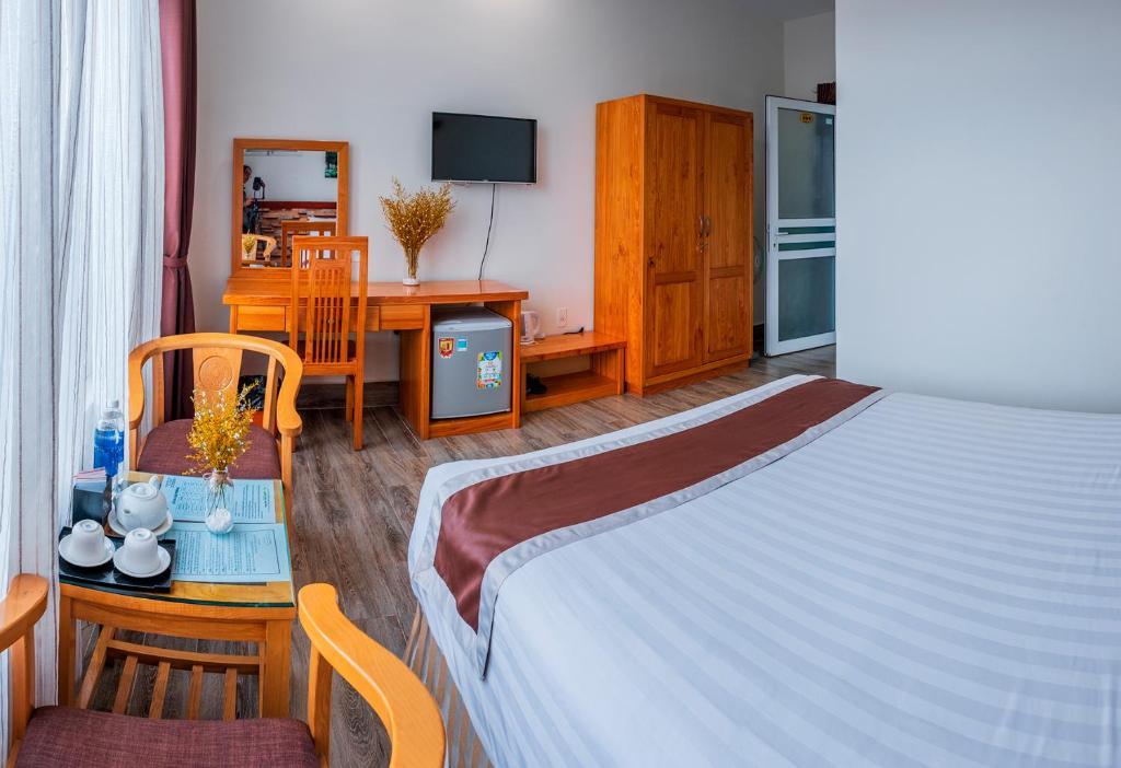 Deluxe Double Room - Khách Sạn TUK