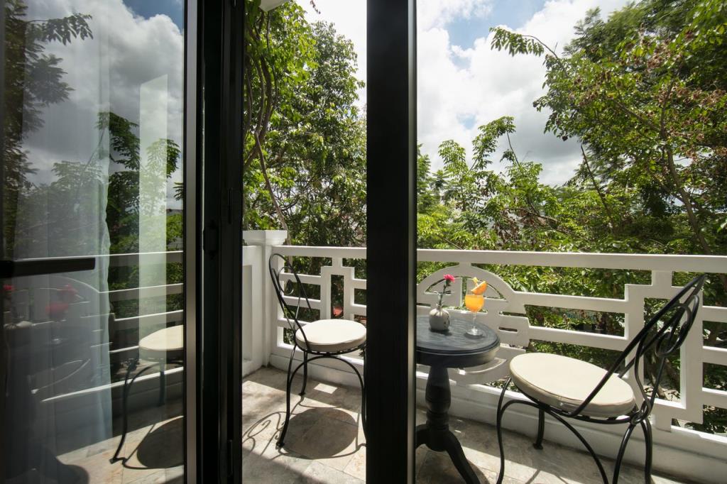Deluxe Double Room with Balcony - Hội An Golden Holiday Hotel & Spa