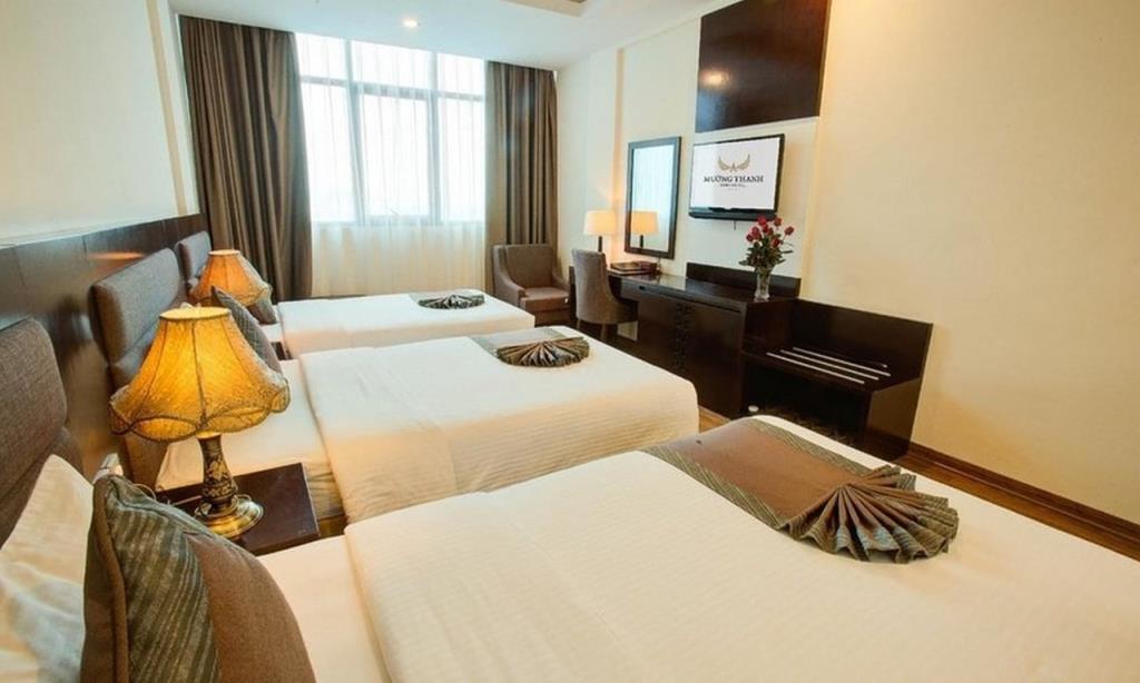 Deluxe Triple - Khách Sạn Mường Thanh Vinh