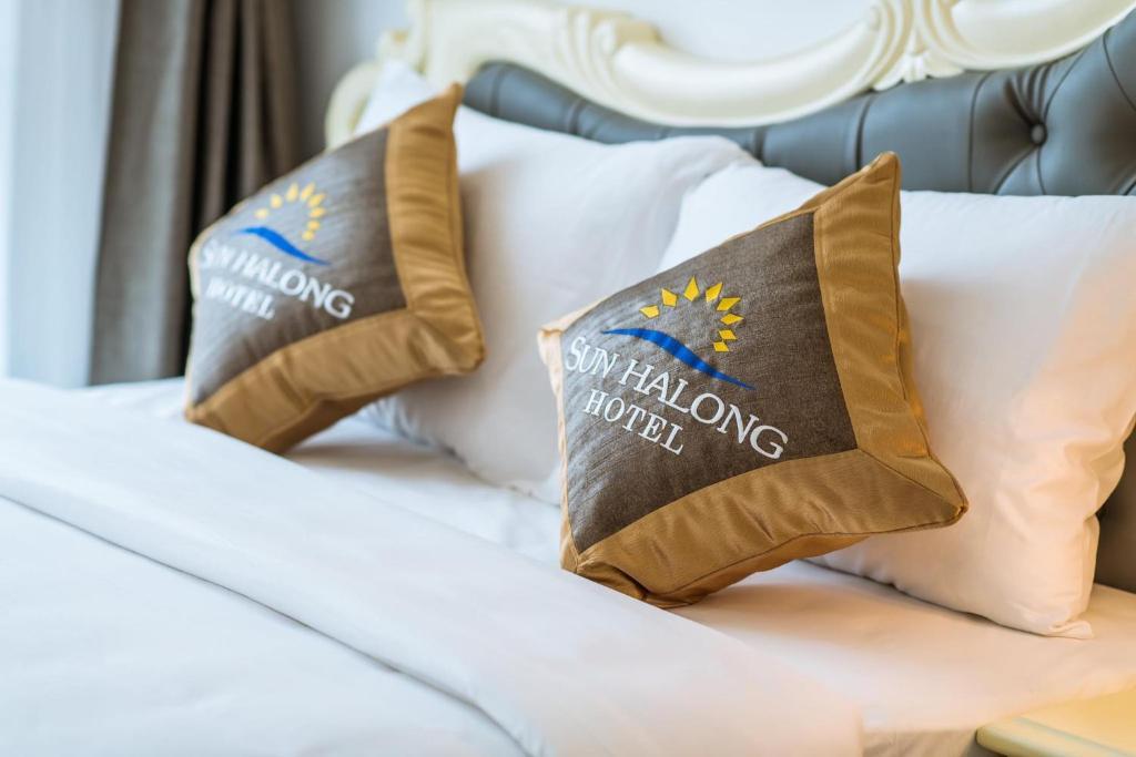 Phòng Deluxe 3 Người - Khách Sạn Sun Hạ Long