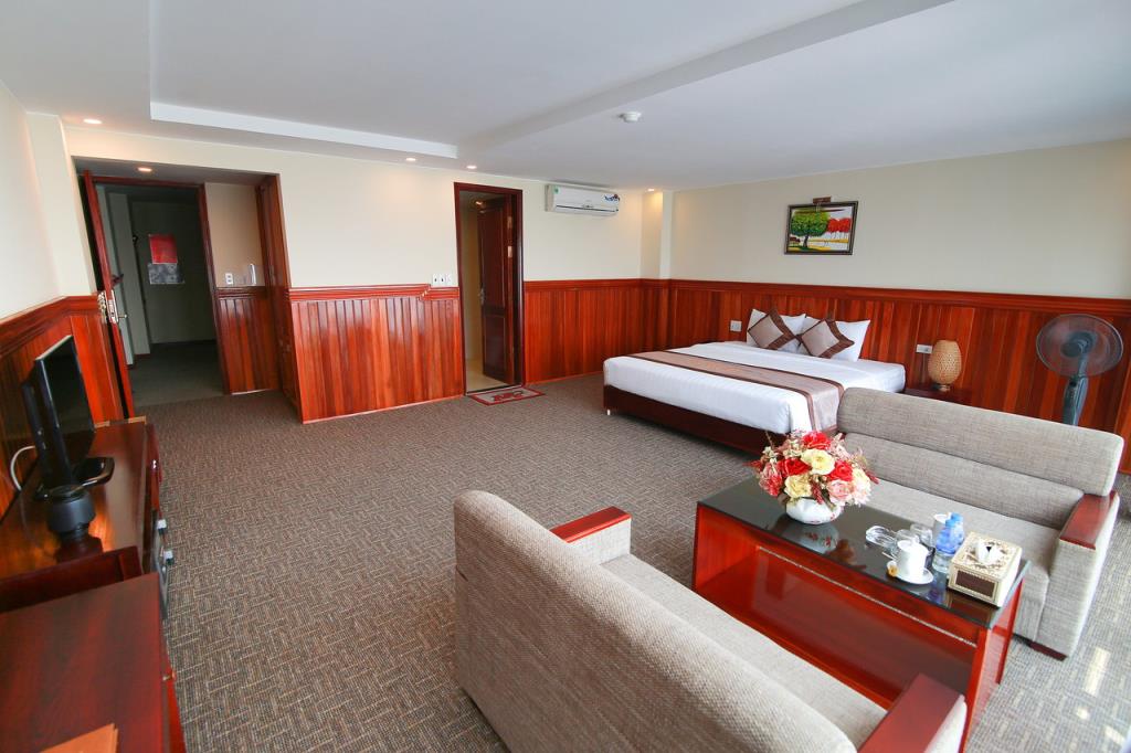 VIP - Khách Sạn Vinh Plaza