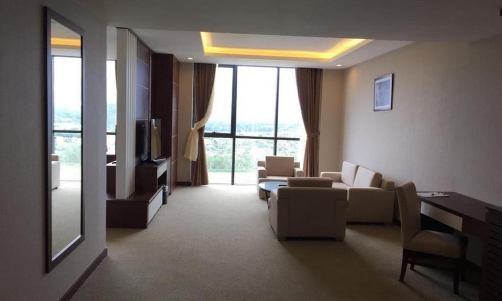 Phòng Executive Suite 1 Giường Lớn - Khách Sạn Mường Thanh Grand Hoàng Mai