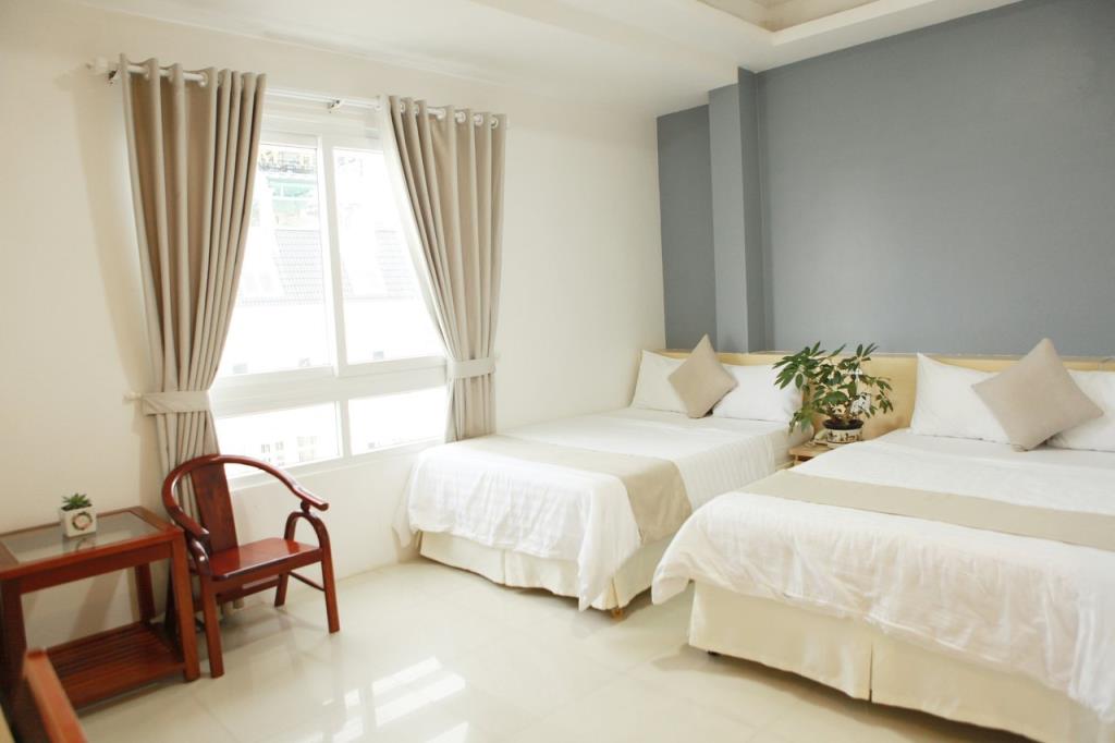 Phòng 2 Giường 2 Khách - Khách Sạn Thắng Lợi Bùi Thị Xuân