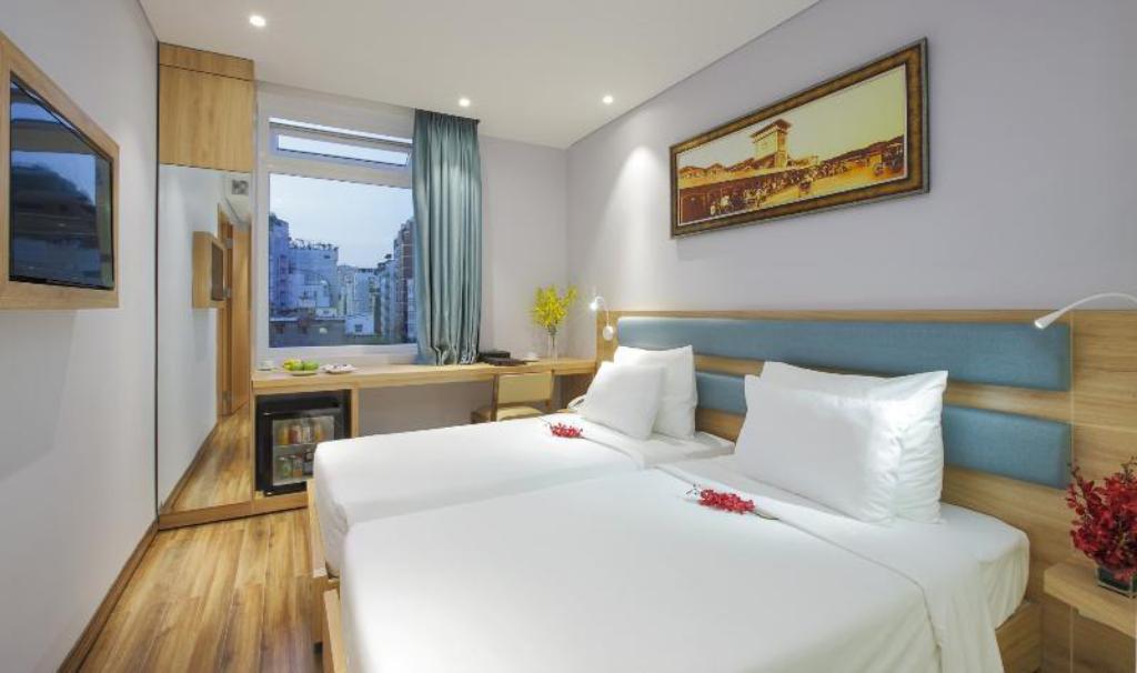 Phòng Junior Deluxe - Khách Sạn Ramada Encore by Wyndham Saigon D1