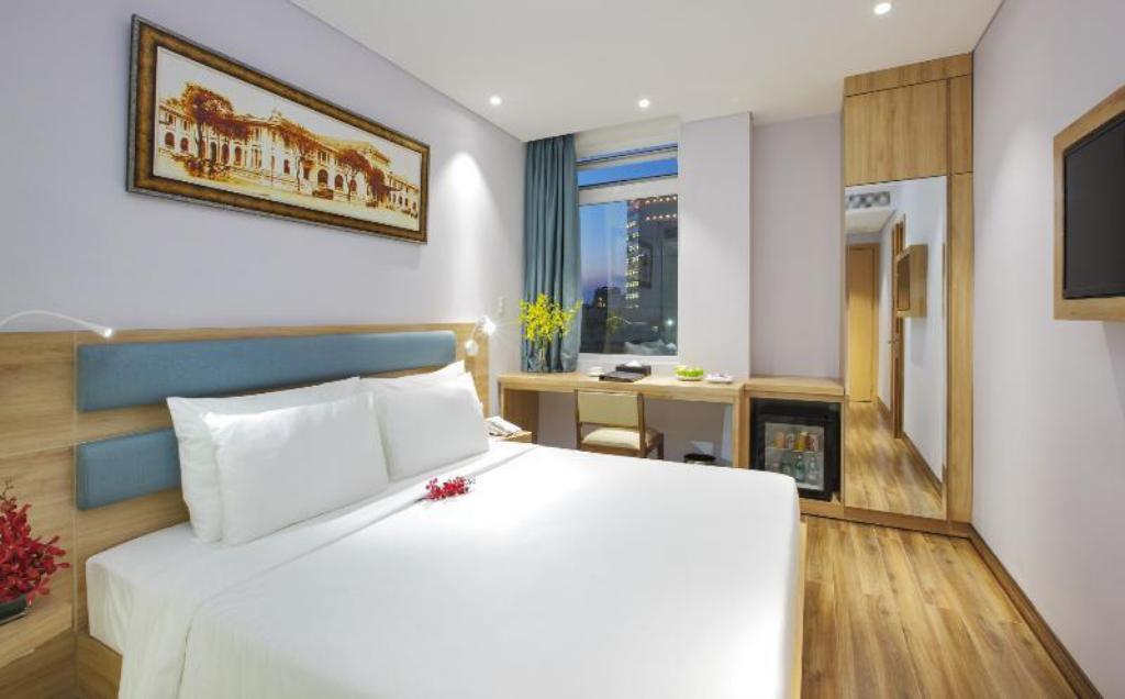 Phòng Connecting Room - Khách Sạn Ramada Encore by Wyndham Saigon D1