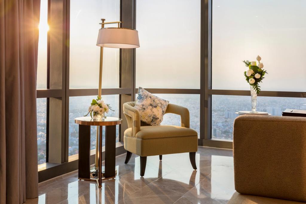 Phòng Executive Suite 1 Giường Lớn - Khách sạn Vinpearl Landmark 81 Autograph Collection