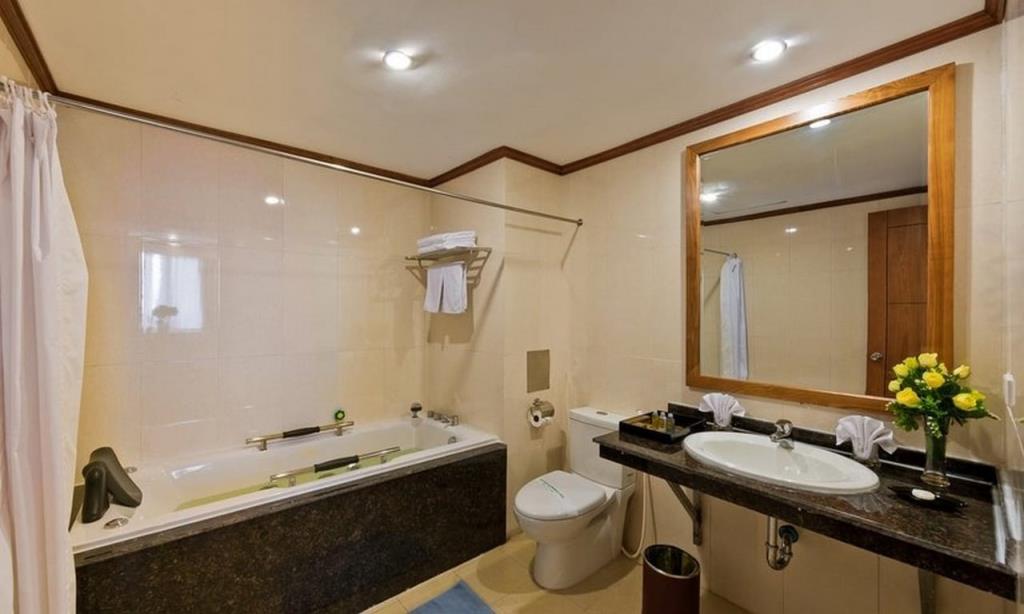 Phòng Royal Suite 2 Phòng Ngủ - Khách Sạn Mường Thanh Diễn Châu