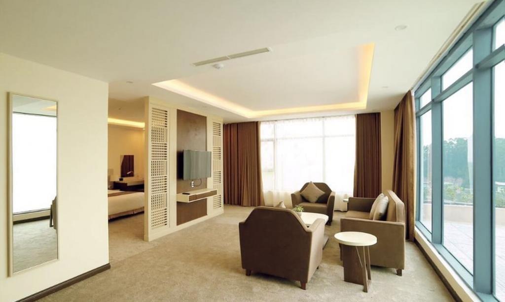 Phòng Execuitve Suite 1 Giường Đôi Hướng Núi - Khách Sạn Mường Thanh Luxury Diễn Lâm