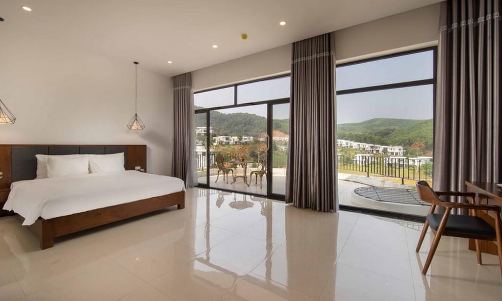 Biệt Thự 3 Phòng Ngủ - Hướng Núi (có bể bơi riêng) - Ivory Villas And Resort