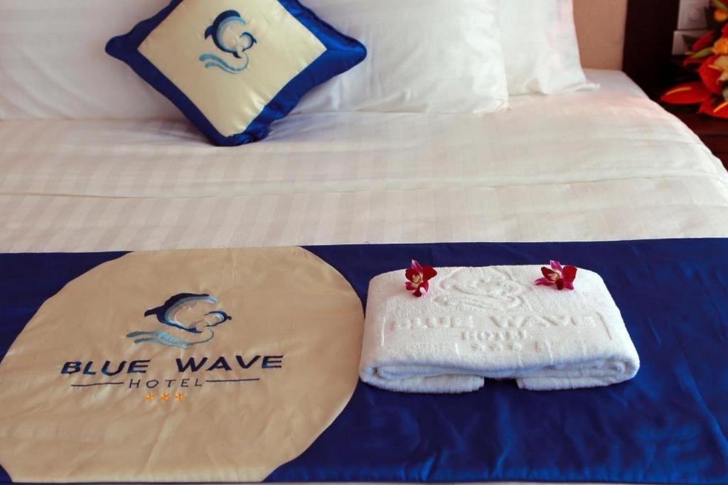 Phòng Deluxe 2 Giường Lớn Hướng Phố - Khách Sạn Blue Wave Cửa Lò