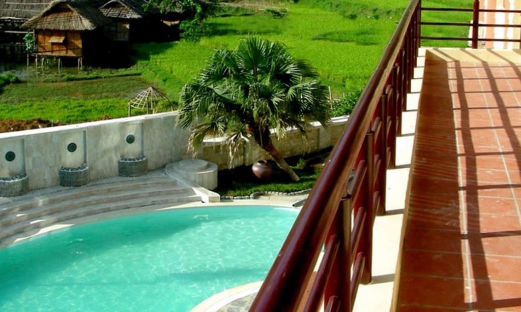 Phòng Junior Suite Ban Công Hướng Ruộng Lúa - Mai Châu Lodge